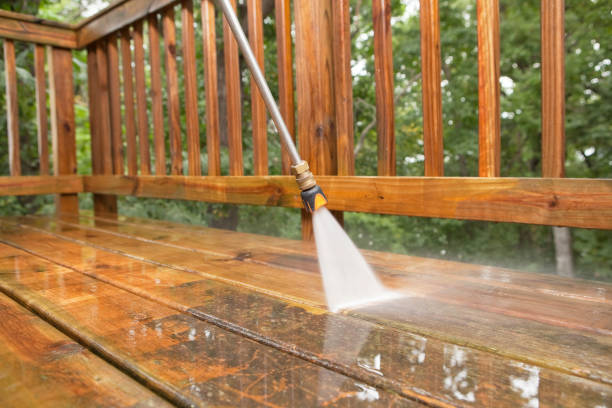 Best Sidewalk and Walkway Pressure Cleaning in Waupaca, WI